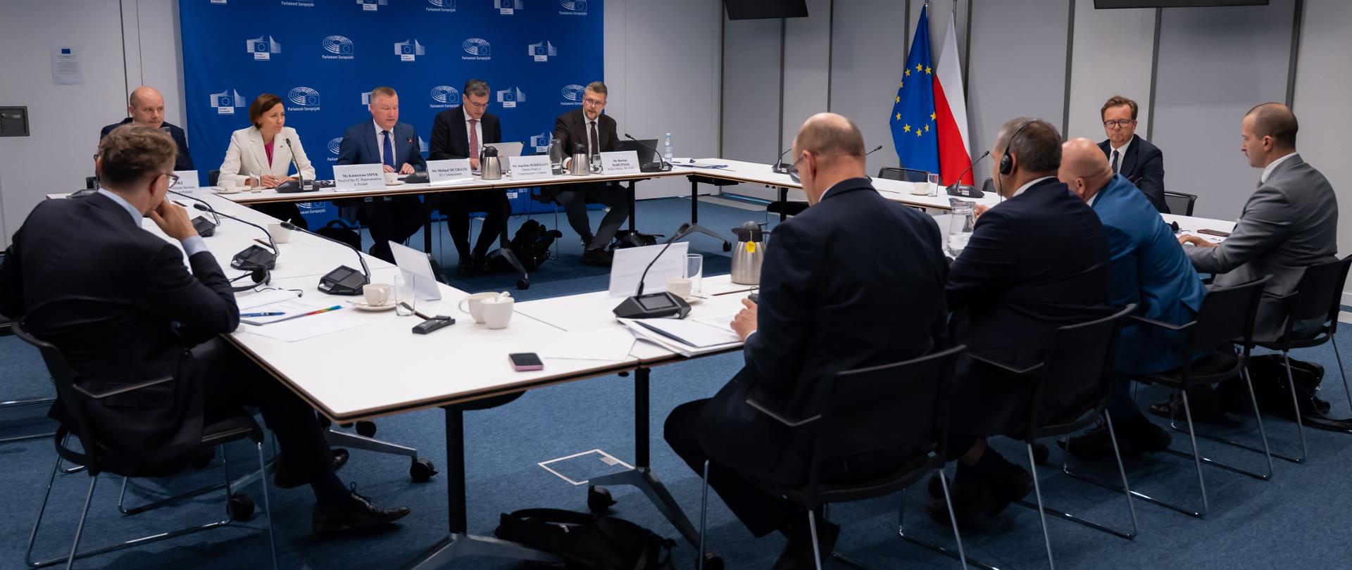 Minister Sprawiedliwości Waldemar Żurek rozmawiał z Komisarzem UE Michaelem McGrathem o praworządności i współpracy międzynarodowej