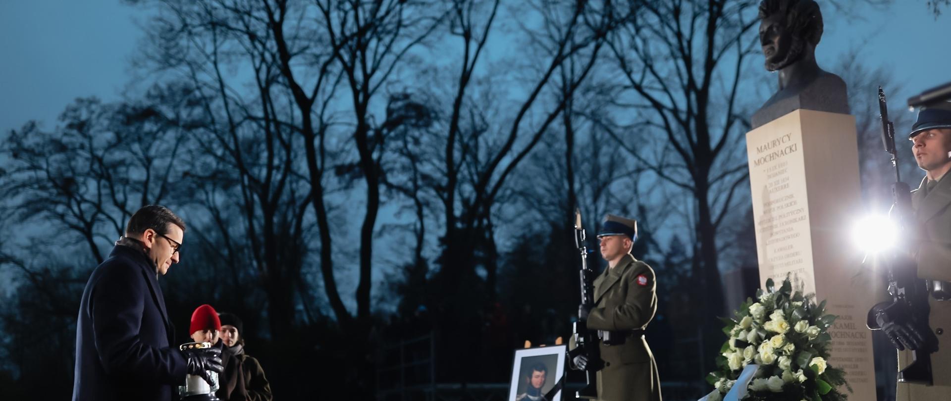 Premier Mateusz Morawiecki uczestniczył w uroczystościach pogrzebowych uczestnika i kronikarza Powstania Listopadowego śp. Maurycego Mochnackiego.