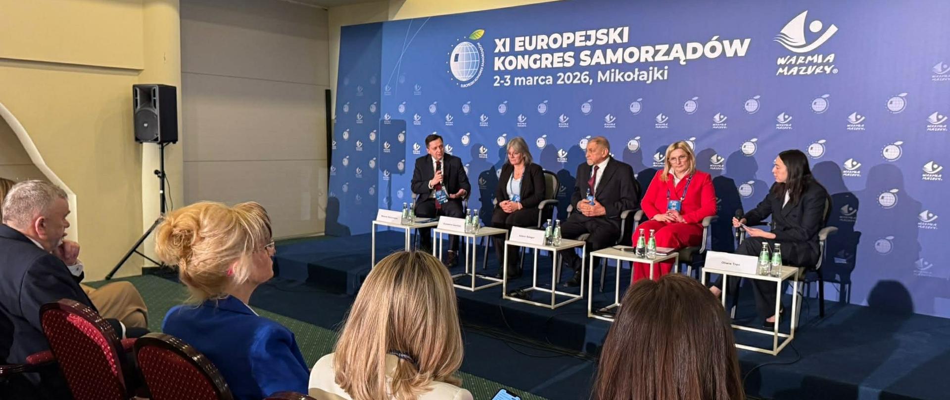 Prezes Wód Polskich Mateusz Balcerowicz podczas XI Europejskiego Kongres Samorządów w Mikołajkach