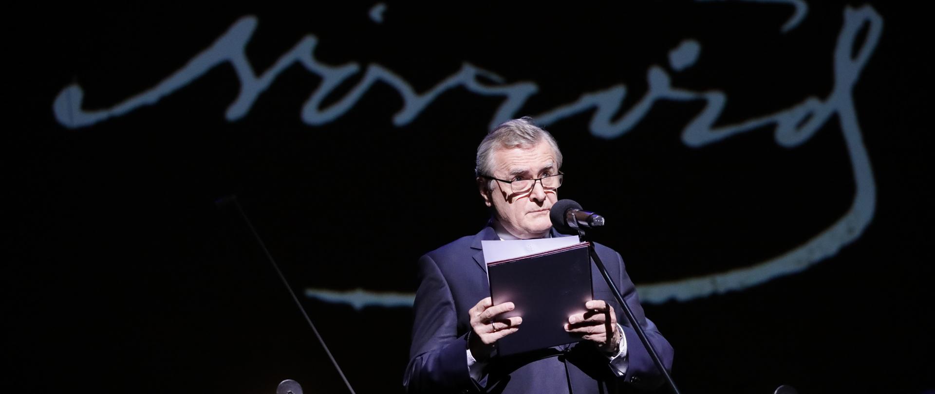 Wicepremier Piotr Gliński o „Norwidowskim Theatrum Mundi”: niech wiersze Norwida spełnią rolę sumienia