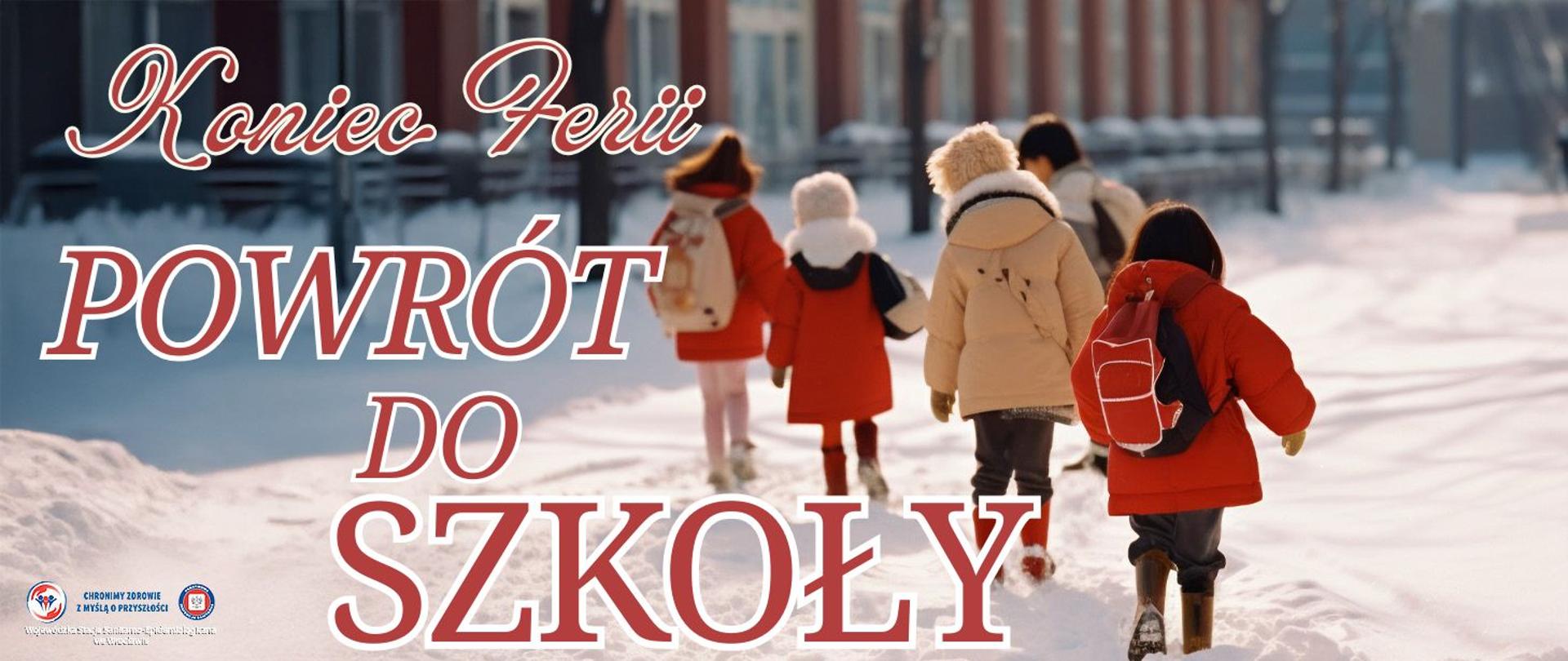 Dzieci idące zaśnieżoną ulicą. Na plecach mają tornistry, całość w słonecznym świetle