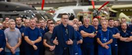 Premier Mateusz Morawiecki podczas wizyty w PZL Mielec