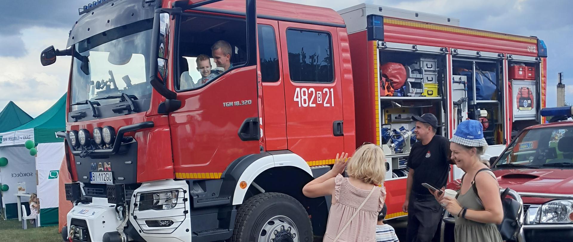 Pokazy podczas Dożynek Gminnych w Dąbrowie Białostockiej