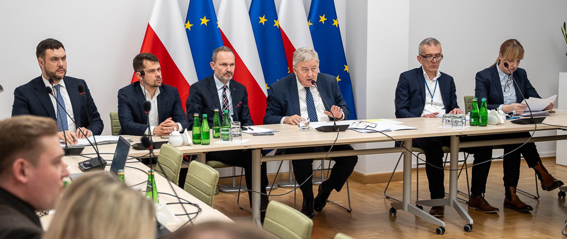 Spotkanie ministra Czesława Siekierskiego oraz ministra Krzysztofa Hetmana z wiceprzewodniczącym KE Valdisem Dombrovskisem (fot. MRiRW)