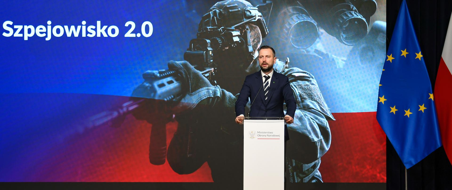 11 grudnia br. w Dowództwie Wojsk Obrony Terytorialnej w Zegrzu, Władysław Kosiniak-Kamysz wicepremier - minister obrony narodowej, Cezary Tomczyk sekretarz stanu w MON oraz gen. Wiesław Kukuła Szef Sztabu Generalnego wzięli udział w konferencji „Szpejowisko 2.0”.