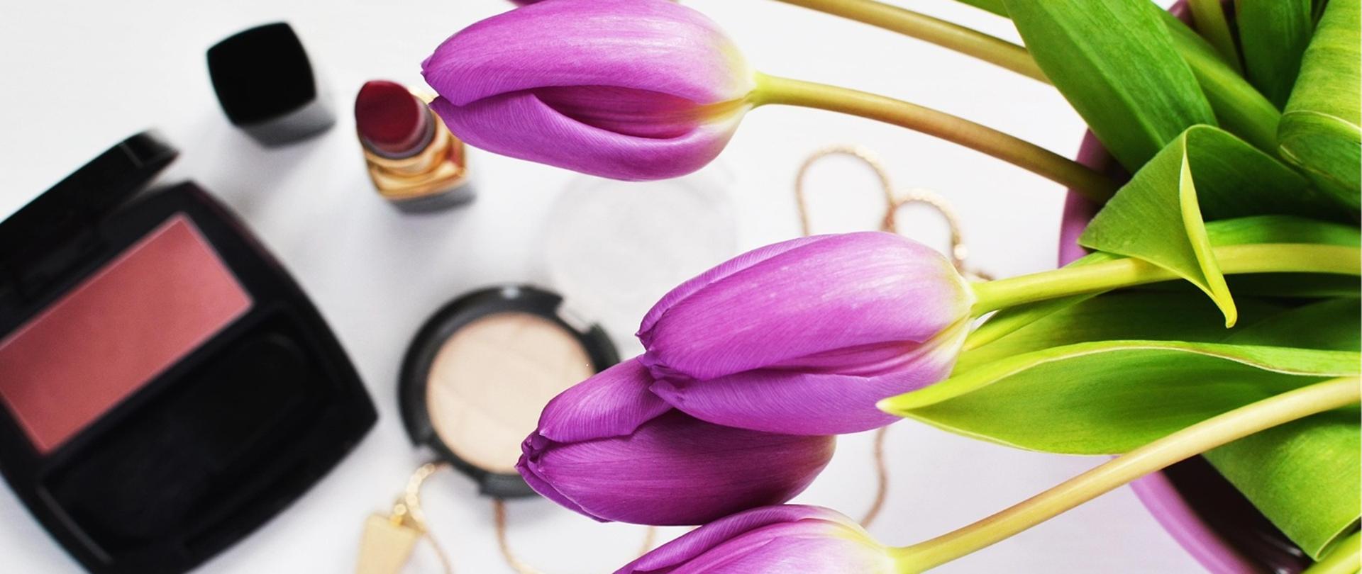 Dzień Kobiet z głową, czyli kilka słów o kosmetykach