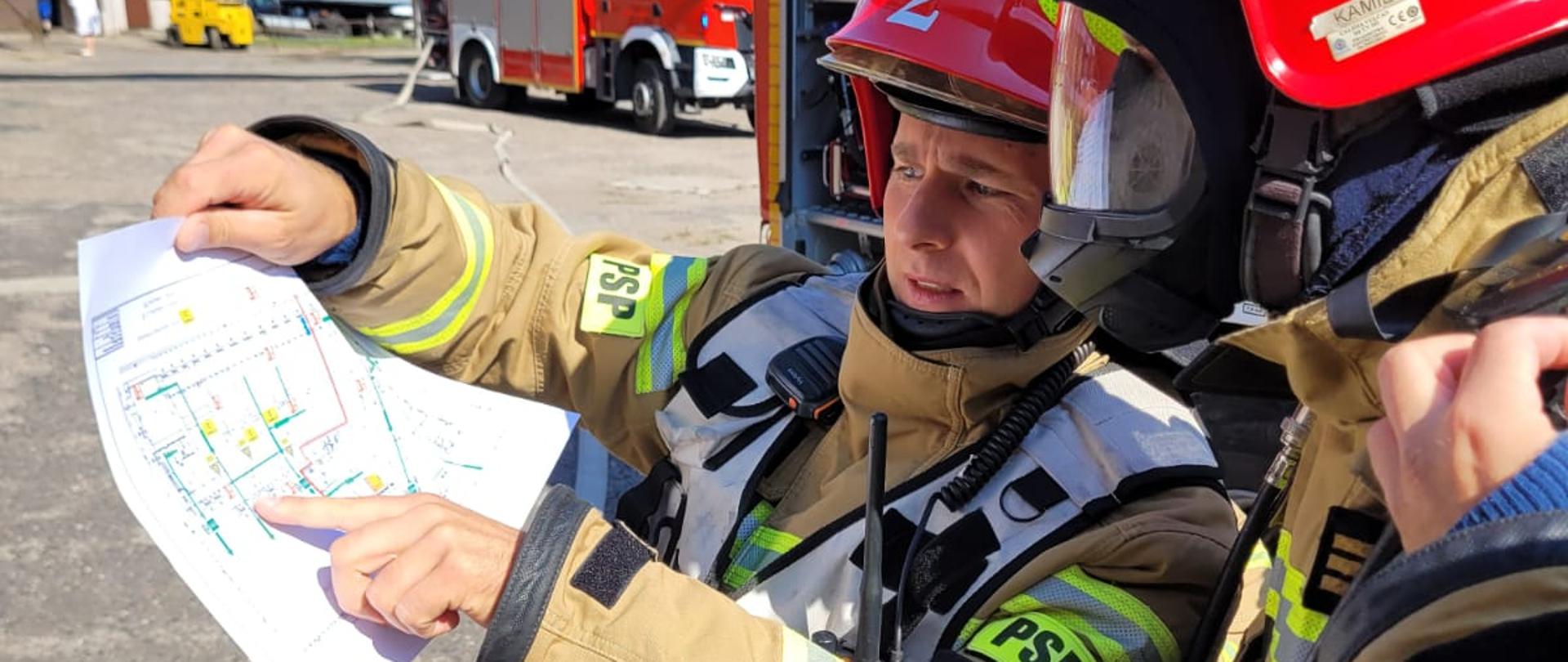 Ćwiczenia Jednostki Ratowniczo-Gaśniczej nr 2 KM PSP Siedlce na terenie Podlaskiej Wytwórni Wódek „Polmos” S.A. 