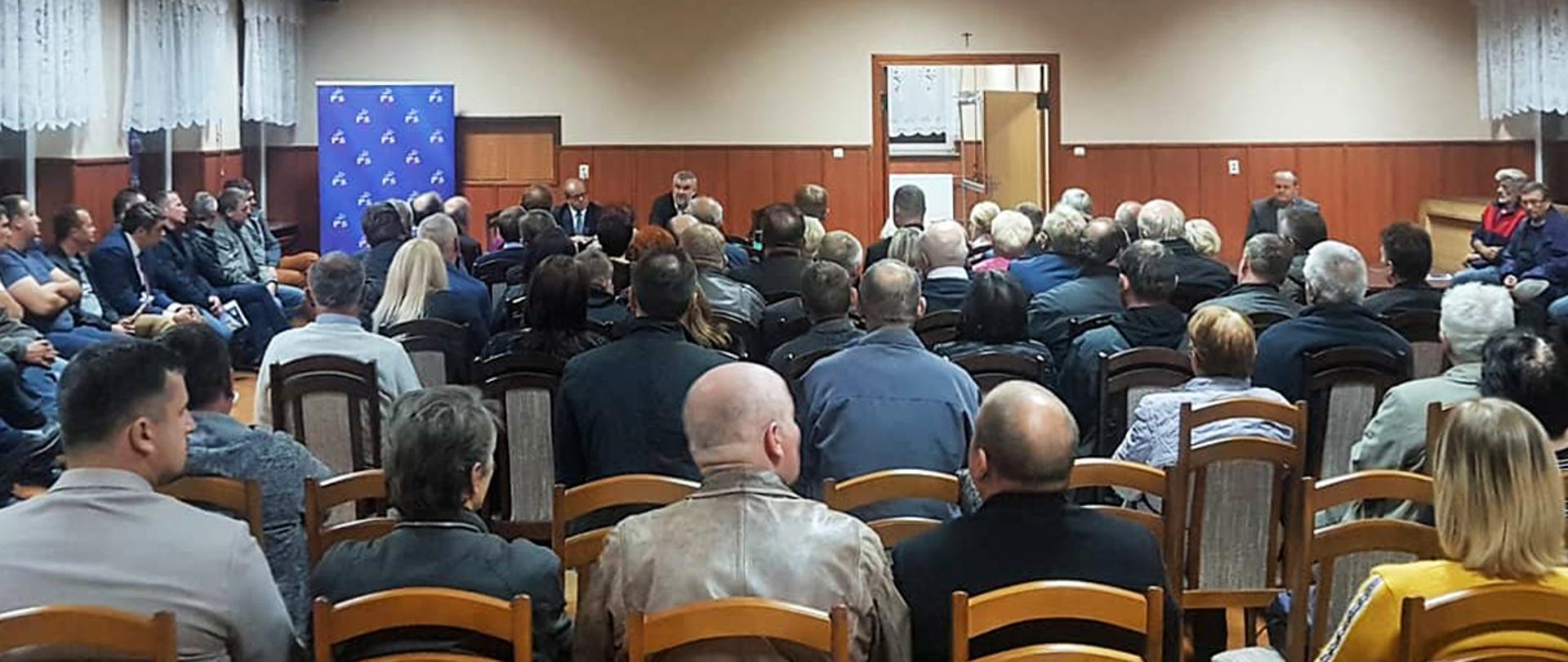 Spotkanie Ministra Ardanowskiego z rolnikami w Zgłowiączce