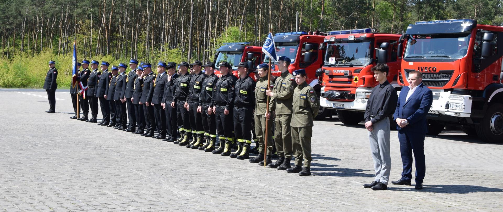 Obchody Dnia Strażaka w Komendzie Powiatowej Państwowej Straży Pożarnej w Golubiu-Dobrzyniu
