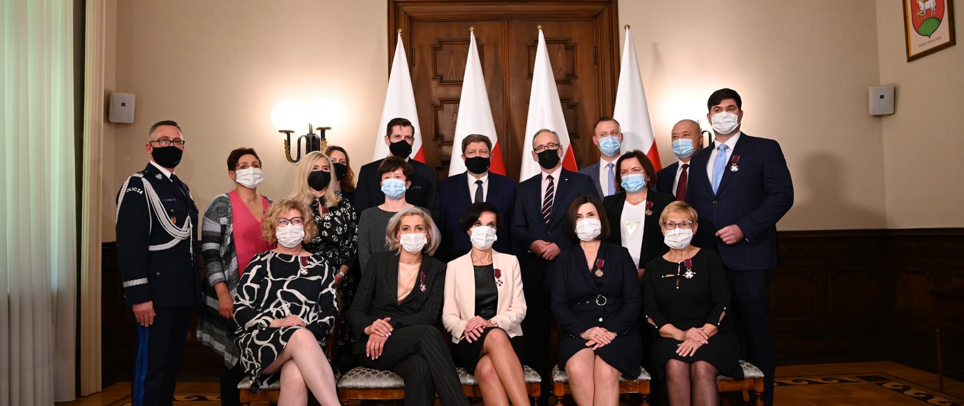 Wspólne zdjęcie na koniec uroczystości 