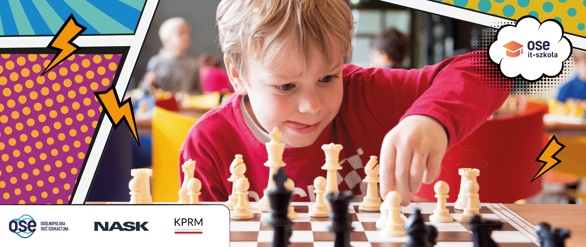 Grafika przedstawiająca zdjęcie chłopca przy szachownicy oraz logotypy: OSE IT Szkoła, OSE, NASK, KPRM.