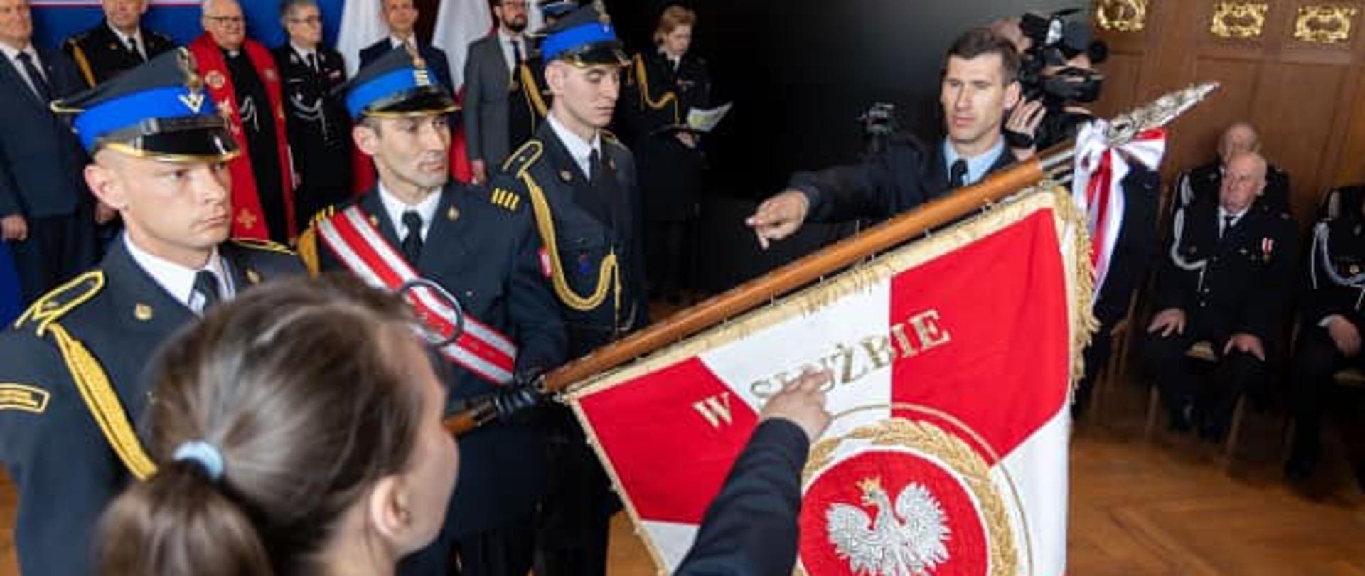 Ślubowanie kursantów do służby w PSP