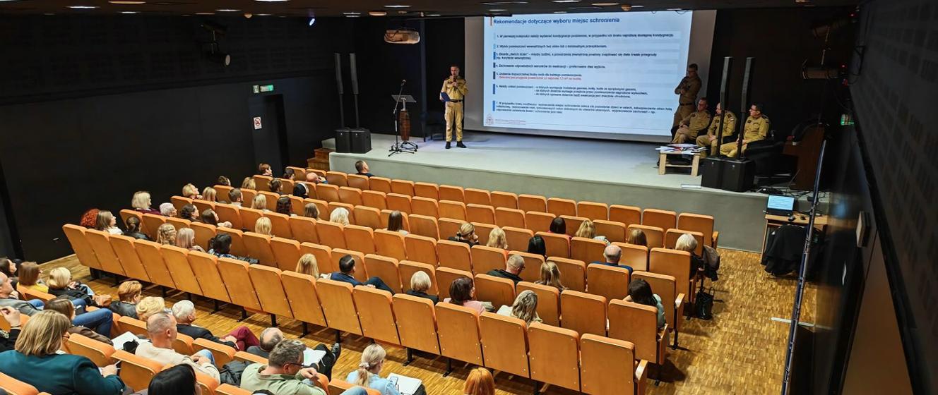 Szkolenie dla dyrektorów szkół w Przemyślu z zakresu zagrożeń z powietrza