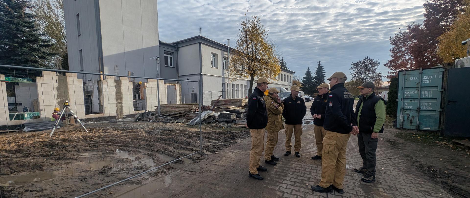 Wizytacja Zastępcy Mazowieckiego Komendanta Wojewódzkiego na terenie budowy JRG nr 2 