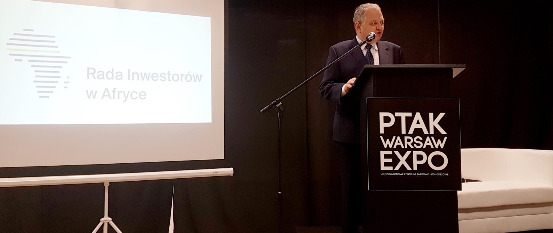 Wiceminister R. Zarudzki podczas konferencji