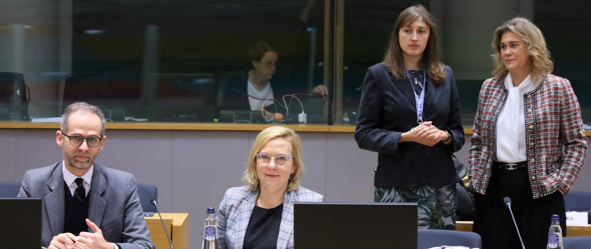 Minister Anna Moskwa na nadzwyczajnym posiedzeniu Rady Unii Europejskiej ds. Energii