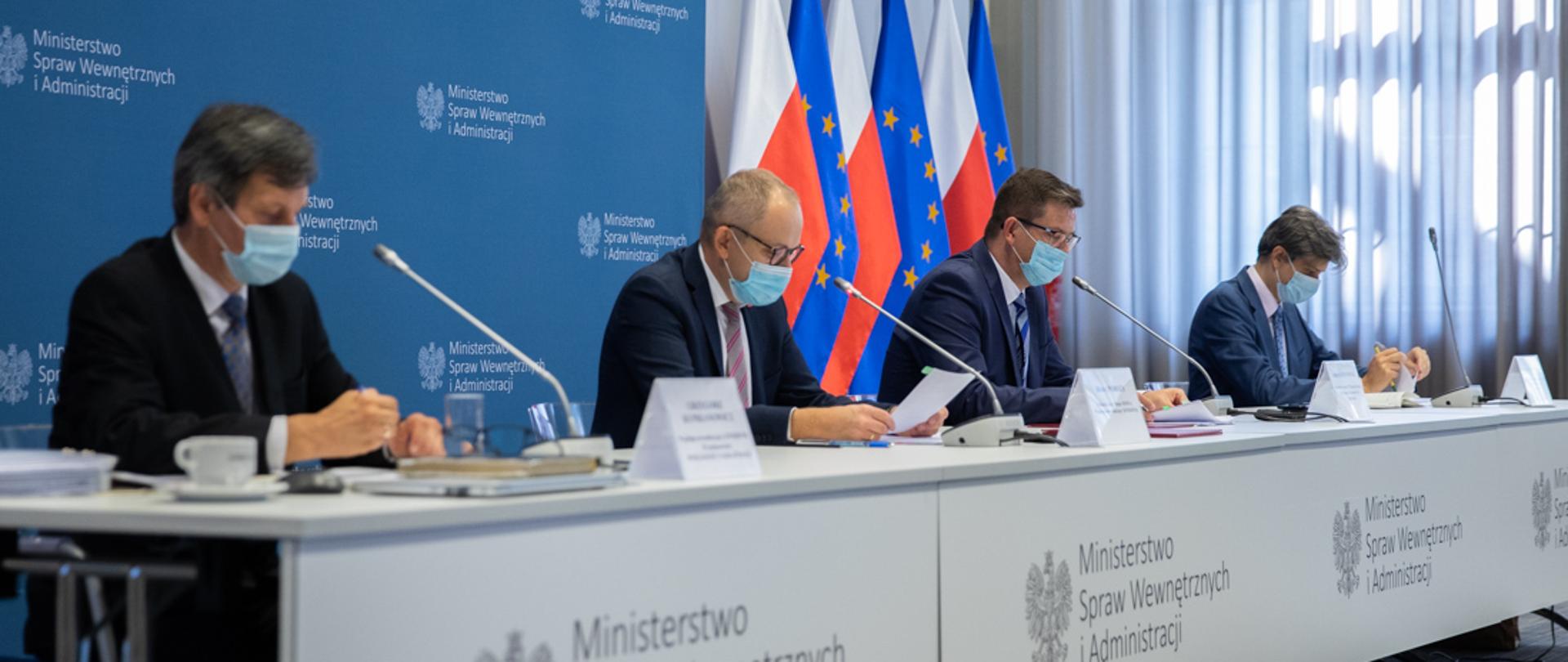 Prezydium Komisji Wspólnej: Grzegorz Kuprianowicz, Błażej Poboży, Andrzej Sosnowski, Andrzej Marciniak