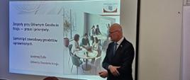 GGK Andrzej Żylis podczas prezentacji na seminarium w Uniejowie
