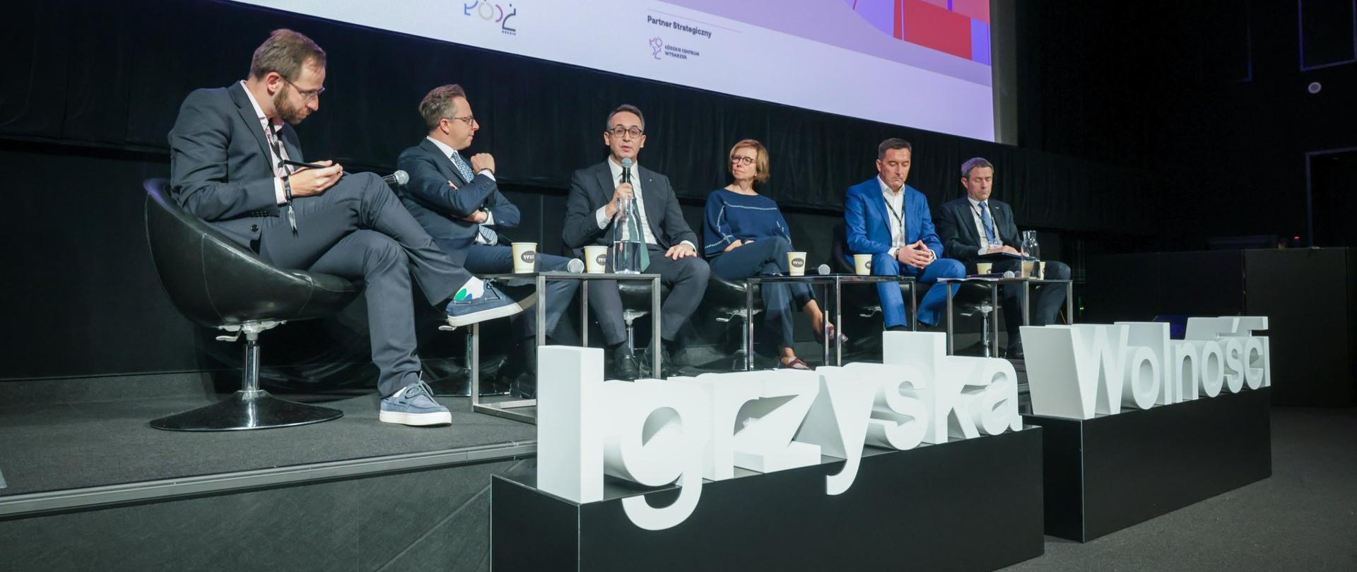 W dniach 23-25 października 2026 r. w Łodzi odbyły się Igrzyska Wolności - największe w tej części Europy forum wymiany idei. Minister infrastruktury Dariusz Klimczak wziął udział m.in. w panelu pn. „Łódź - w centrum europejskiej sieci połączeń”.
