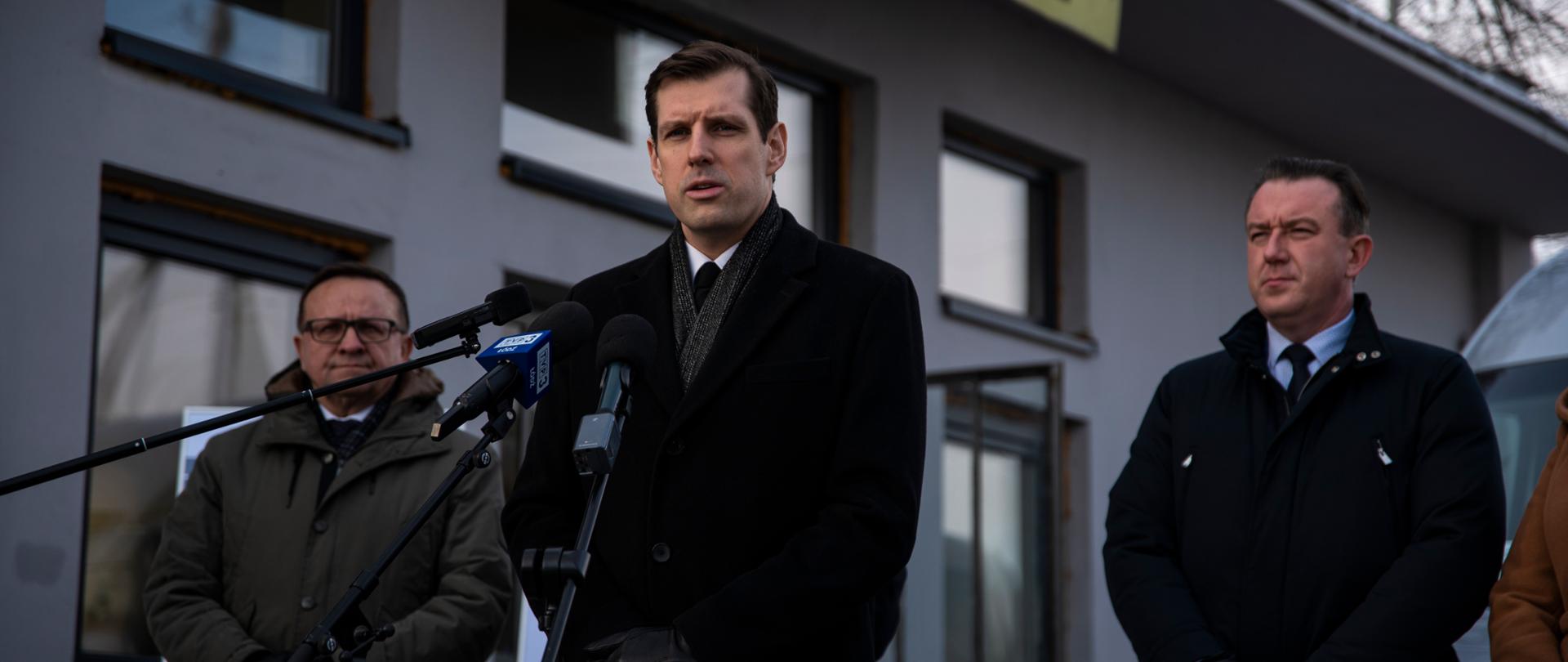 Przywracamy przystanki, wyrównujemy szanse - Fundusz Rozwoju Przewozów Autobusowych 