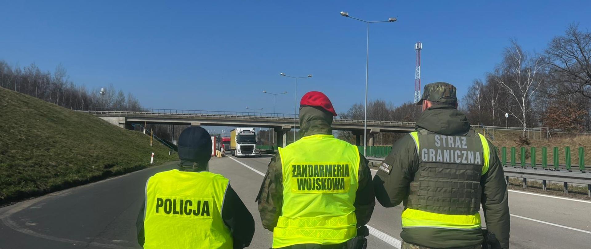 Przedłużone kontrole na granicy 