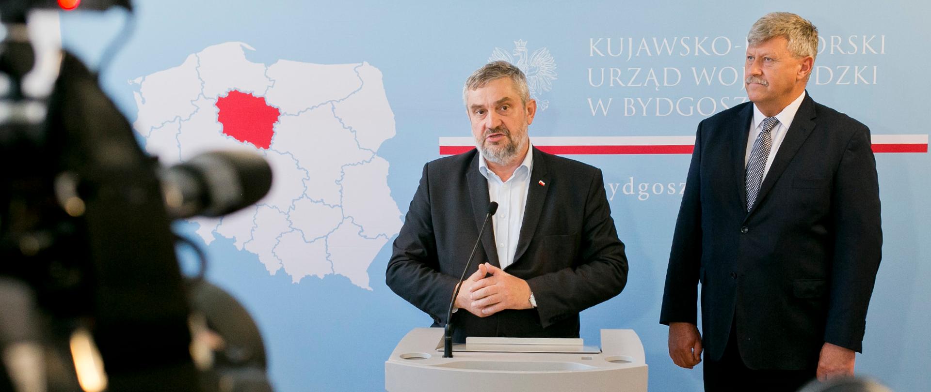 Minister J. K. Ardanowski oraz wicewojewoda J. Ramlau