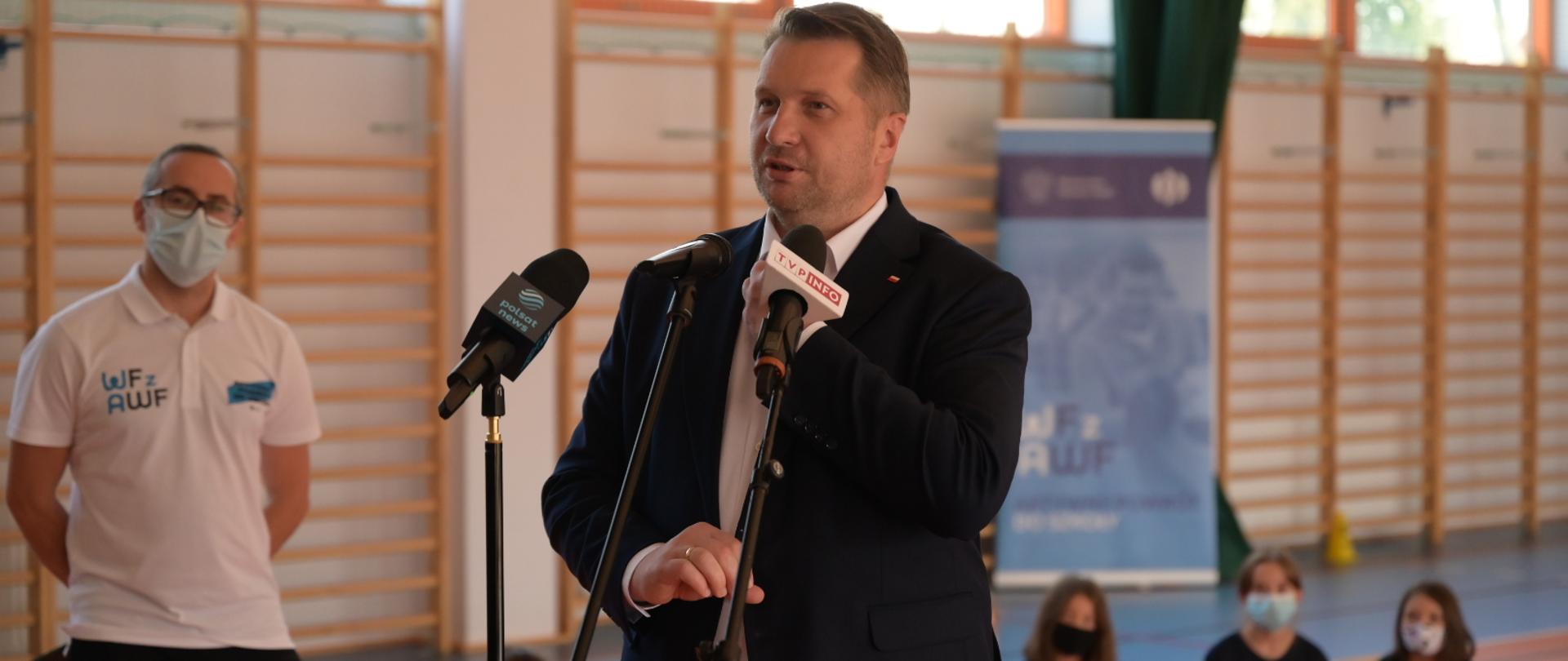 Inauguracja sport klubu z udziałem ministra Przemysława Czarnka 