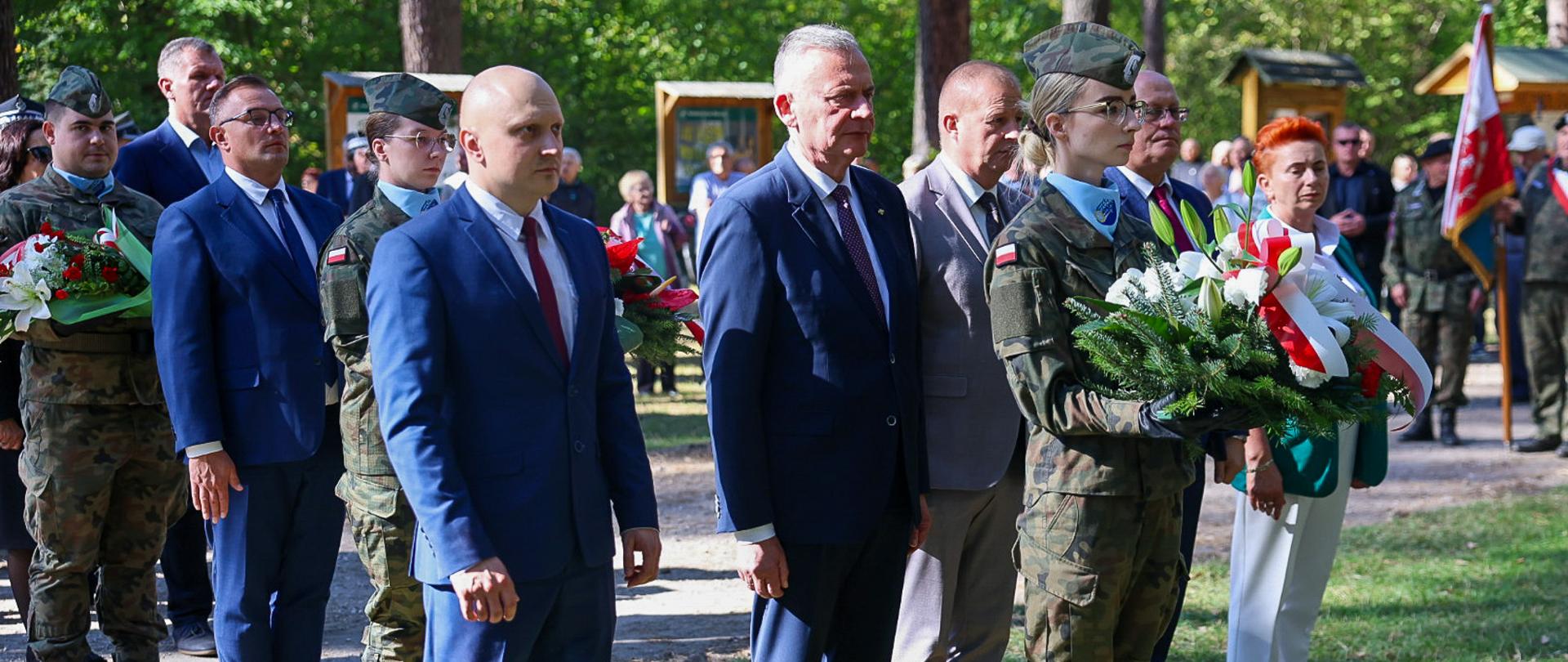 4 października 2026 r. wiceminister obrony narodowej Paweł Bejda wziął udział w uroczystościach z okazji 82. rocznicy bitwy pod Piotrowym Polem – jednego z najważniejszych i najbardziej dramatycznych starć w historii walk partyzanckich Korpusu Kieleckiego Armii Krajowej w 1944 roku.