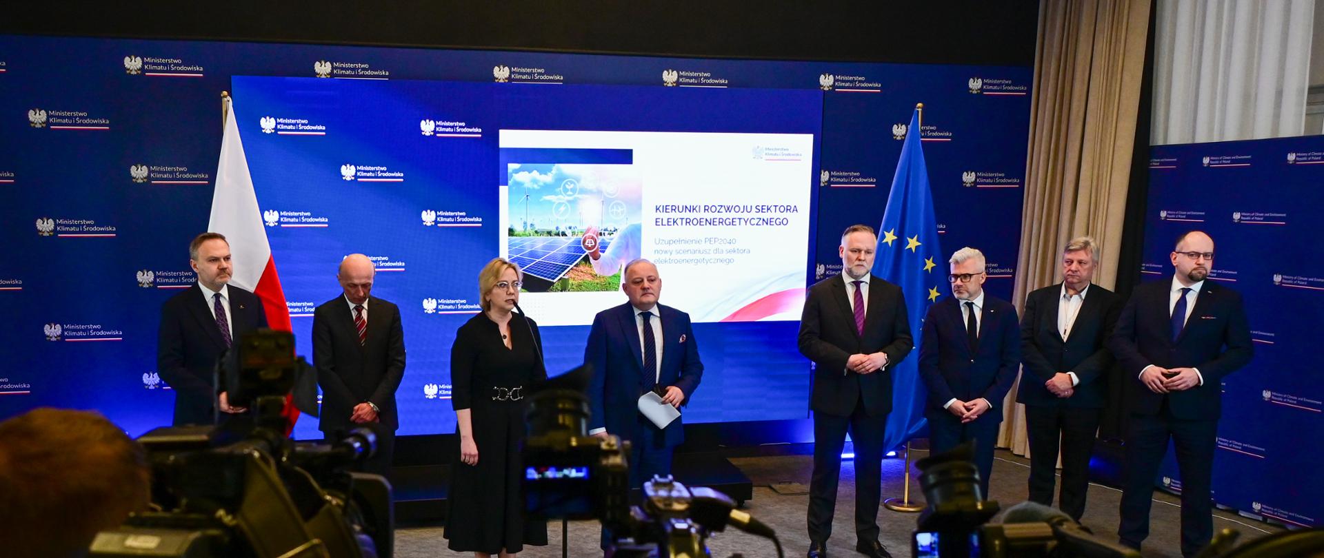 W obecności prezesów spółek energetycznych minister Anna Moskwa omówiła kluczowe założenia trzeciego scenariusza prognostycznego „Polityki energetycznej Polski do 2040 r.”