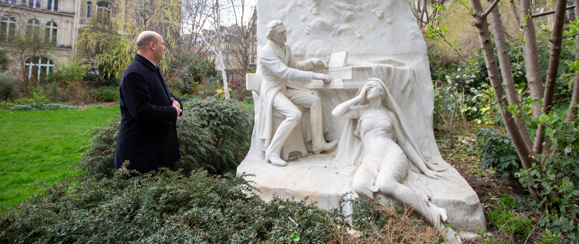 Szymon Szynkowski vel Sęk w Paryżu