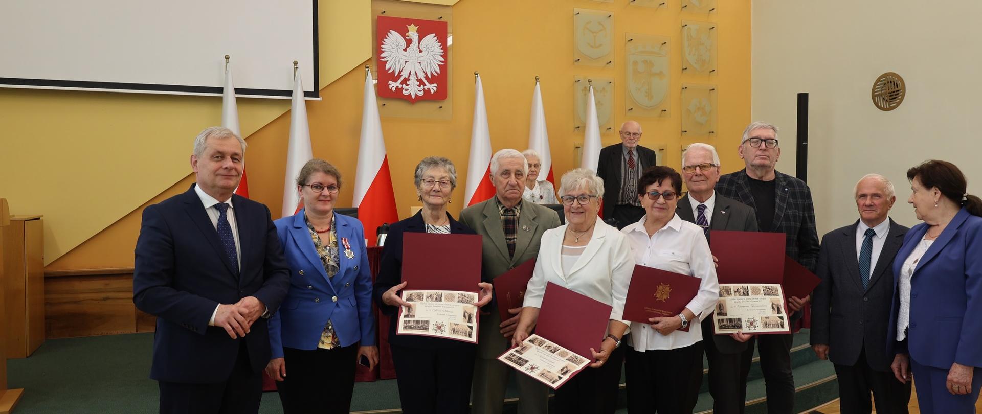 Wojewoda Opolski wraz z przedstawicielami Delegatów Inwalidów Wojennych RP w Opolu