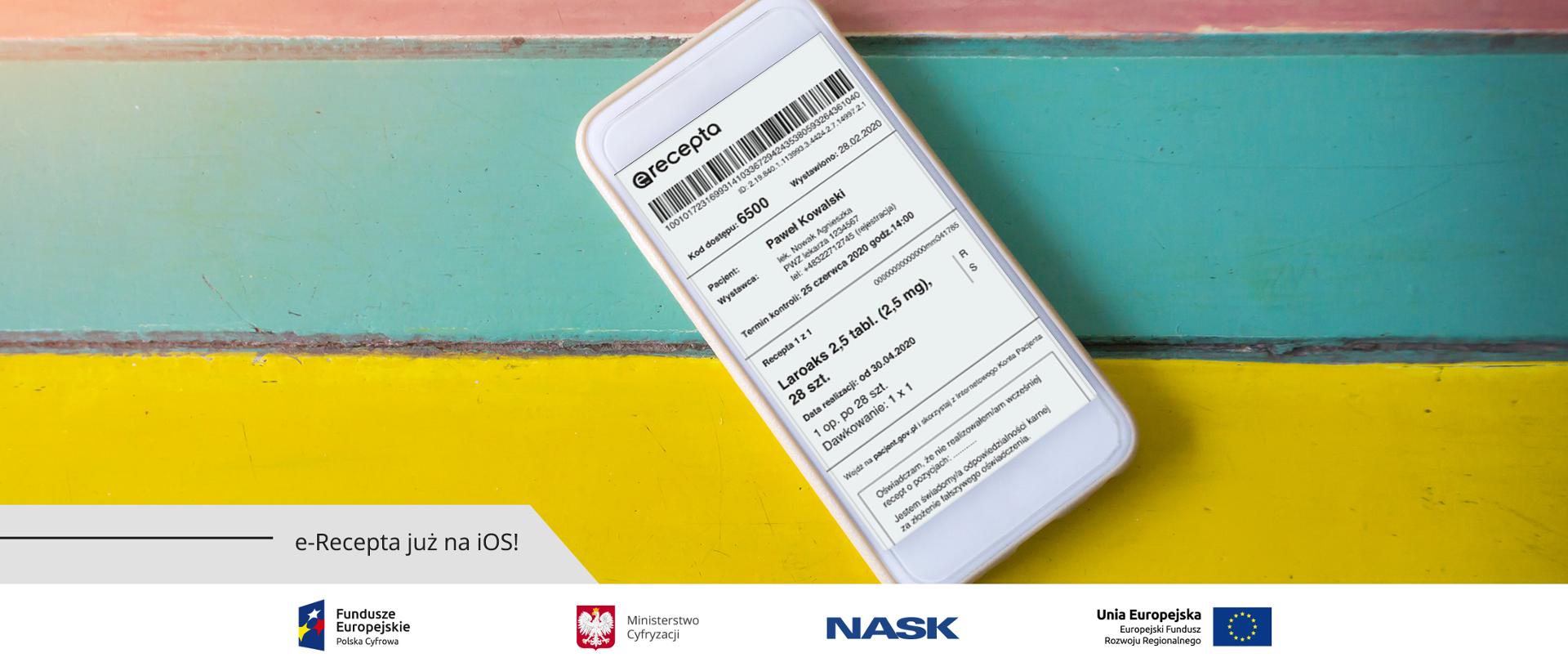 Telefon z wyświetloną na ekranie e-receptą