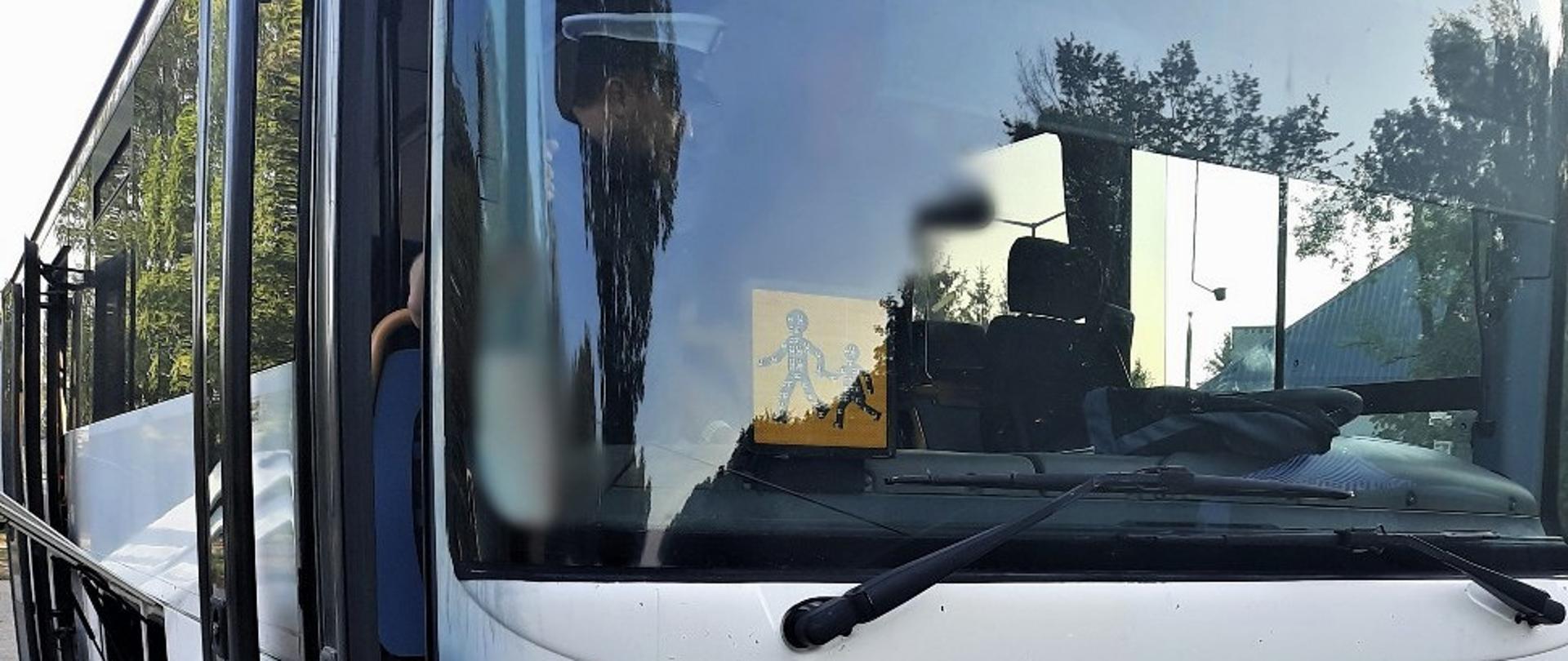 Kontrola autobusu szkolnego. Fot. archiwum Inspekcji Transportu Drogowego