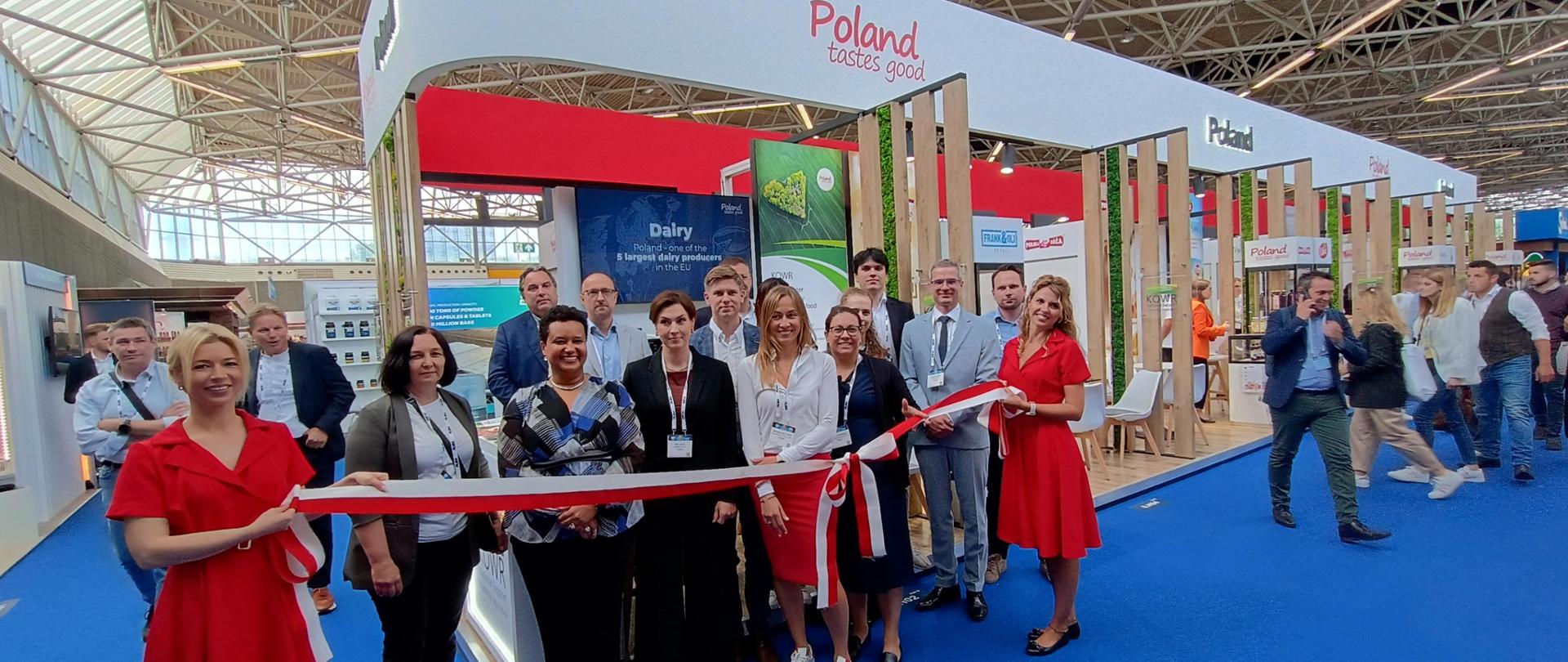 1_otwarcie_polskiego_stoiska