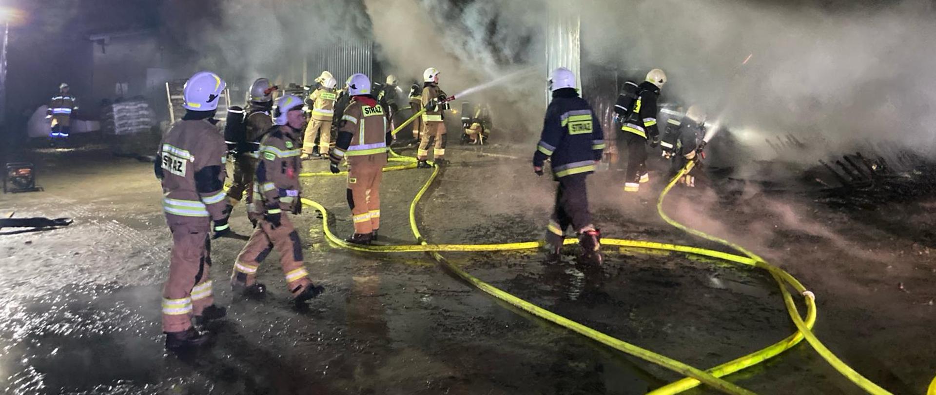 Pożar warsztatu stolarskiego w Zawoi
