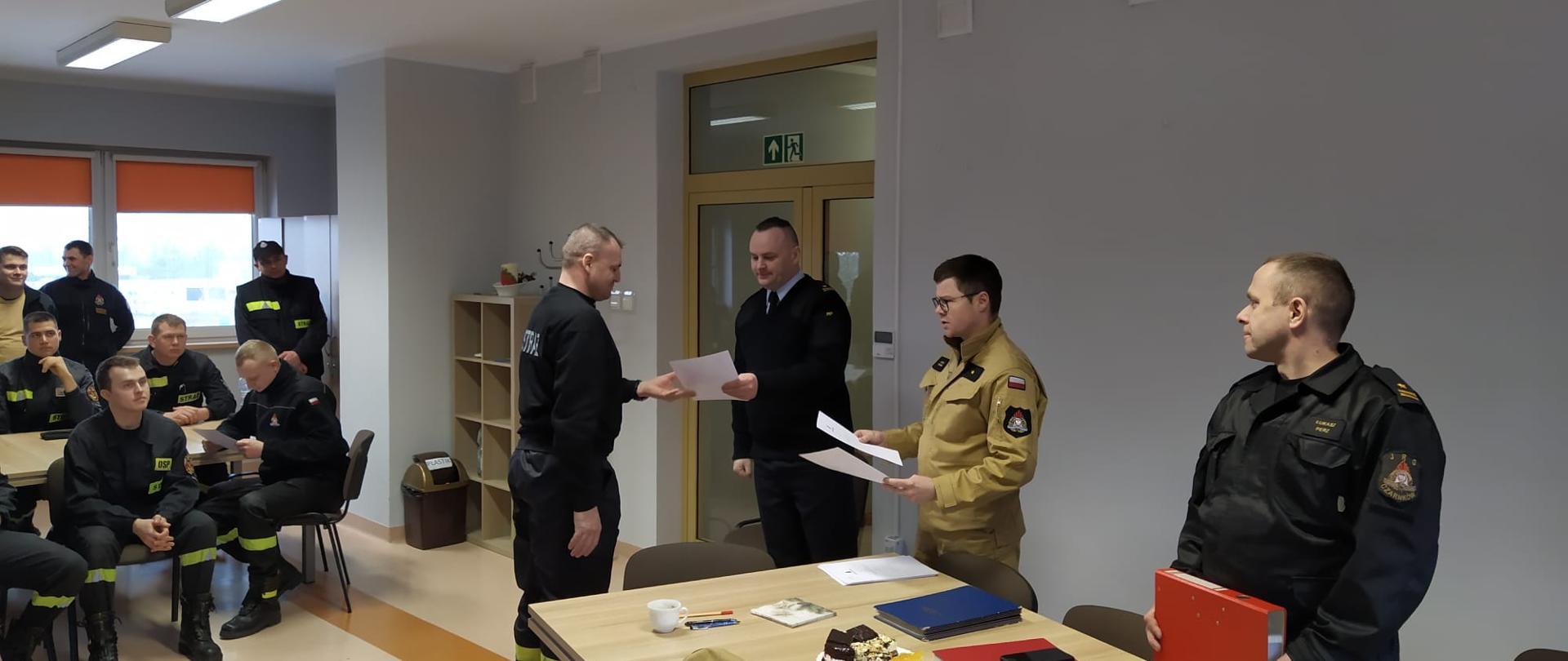 SZKOLENIE KIERUJĄCEGO DZIAŁANIEM RATOWNICZYM DLA STRAŻAKA RATOWNIKA OCHOTNICZYCH STRAŻY POŻARNYCH (DOWÓDCY OSP)