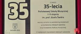 Gratulacje z okazji Jubileuszu trzydziestopięciolecia Szkoły