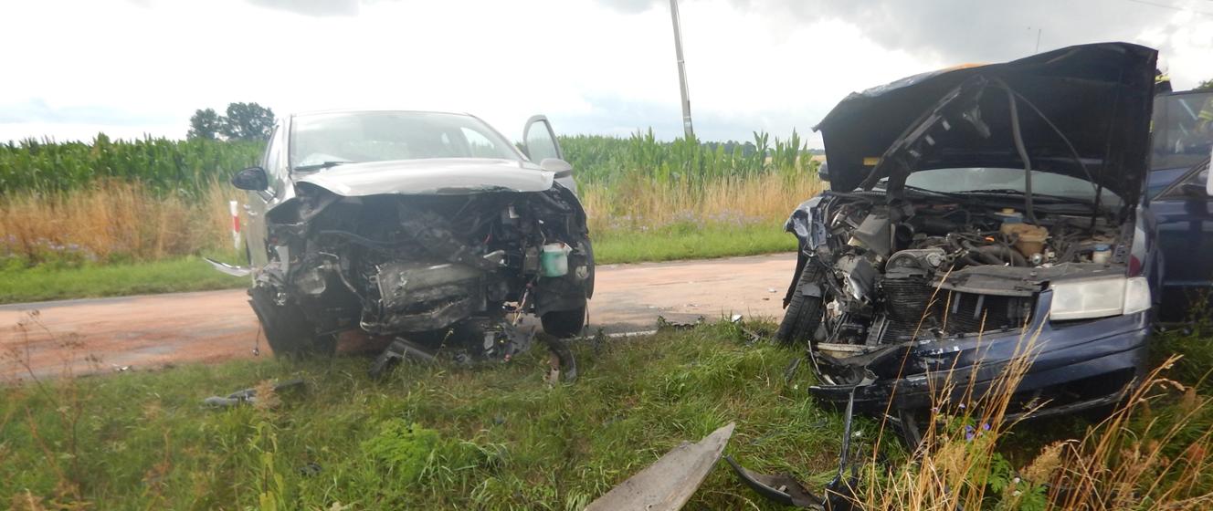 WYPADEK DROGOWY W MIEJSCOWOŚCI BIERZWIENNA KRÓTKA Komenda Powiatowa