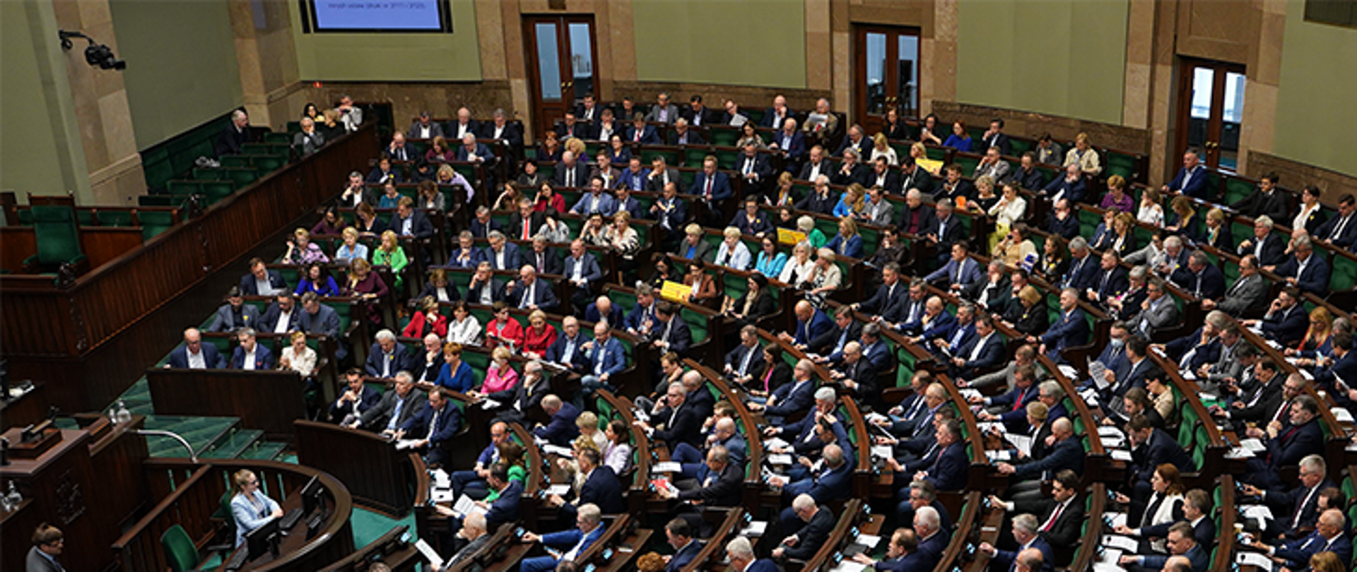 Sala posiedzeń Sejmu RP wraz z posłami - Sejm RP - fot. Łukasz Błasikiewicz/Kancelaria Sejmu
