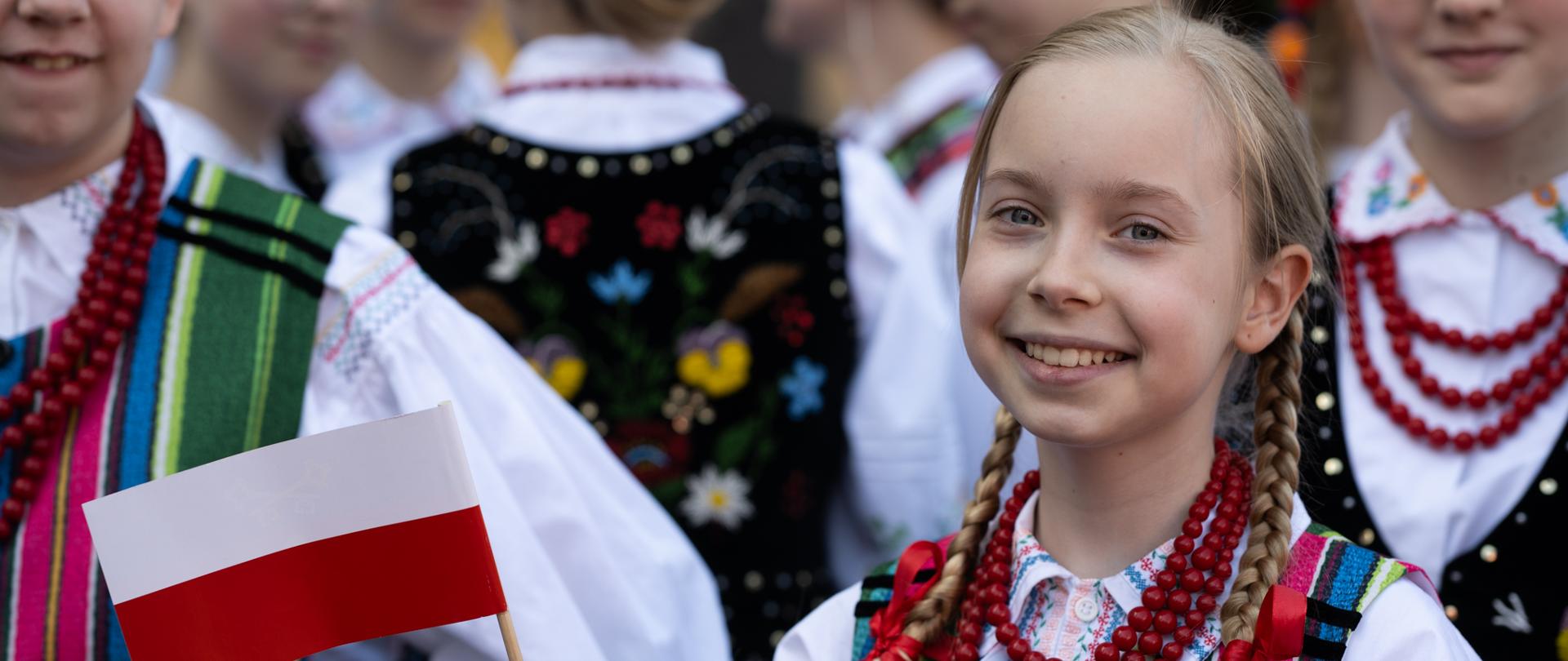 XVI-asis lenkų šventinis paradas Vilniuje