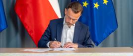 Wojewoda podlaski podpisał ZRID (zezwolenie na realizację inwestycji drogowej) umożliwiający rozpoczęcie przebudowy drogi wojewódzkiej łączącej Augustów z Suwałkami