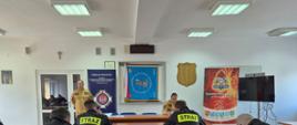 Egzamin KDR - druhowie piszą egzamin