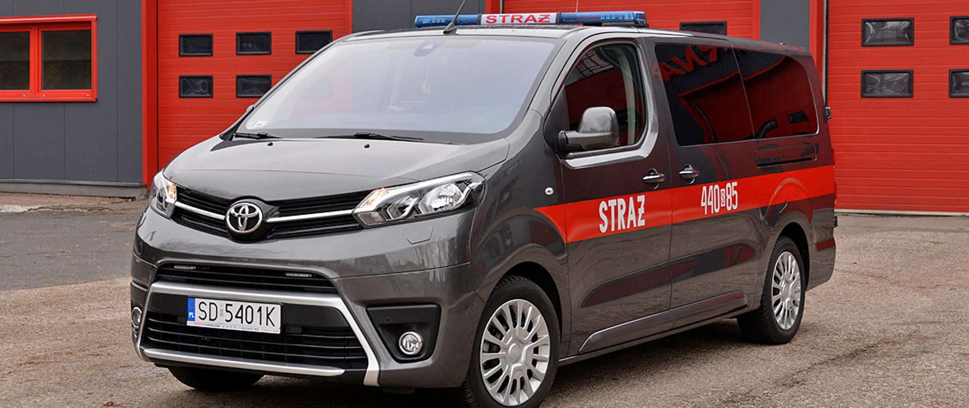 MIKROBUS_TOYOTA_PROACE