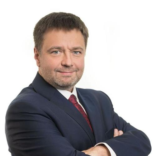 Bartosz Dominiak