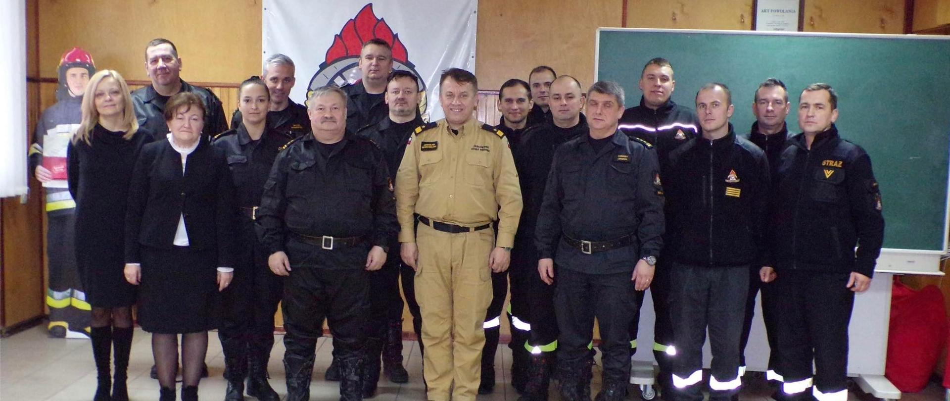 Wizyta Mazowieckiego Komendanta Wojewódzkiego PSP u gostynińskich strażaków