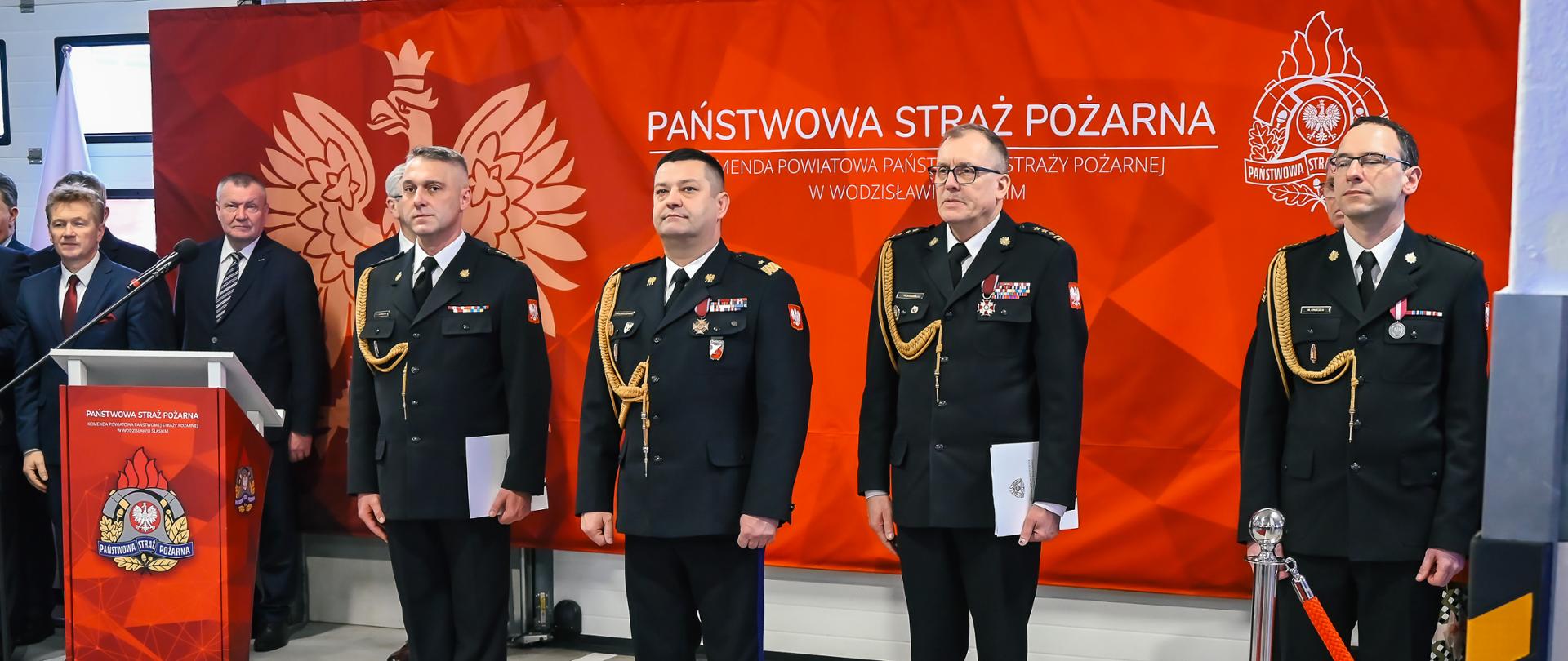 Uroczysta zbiórka z okazji przejścia Komendanta Powiatowego PSP w Wodzisławiu Śląskim st. bryg. Marka Misiury na zaopatrzenie emerytalne