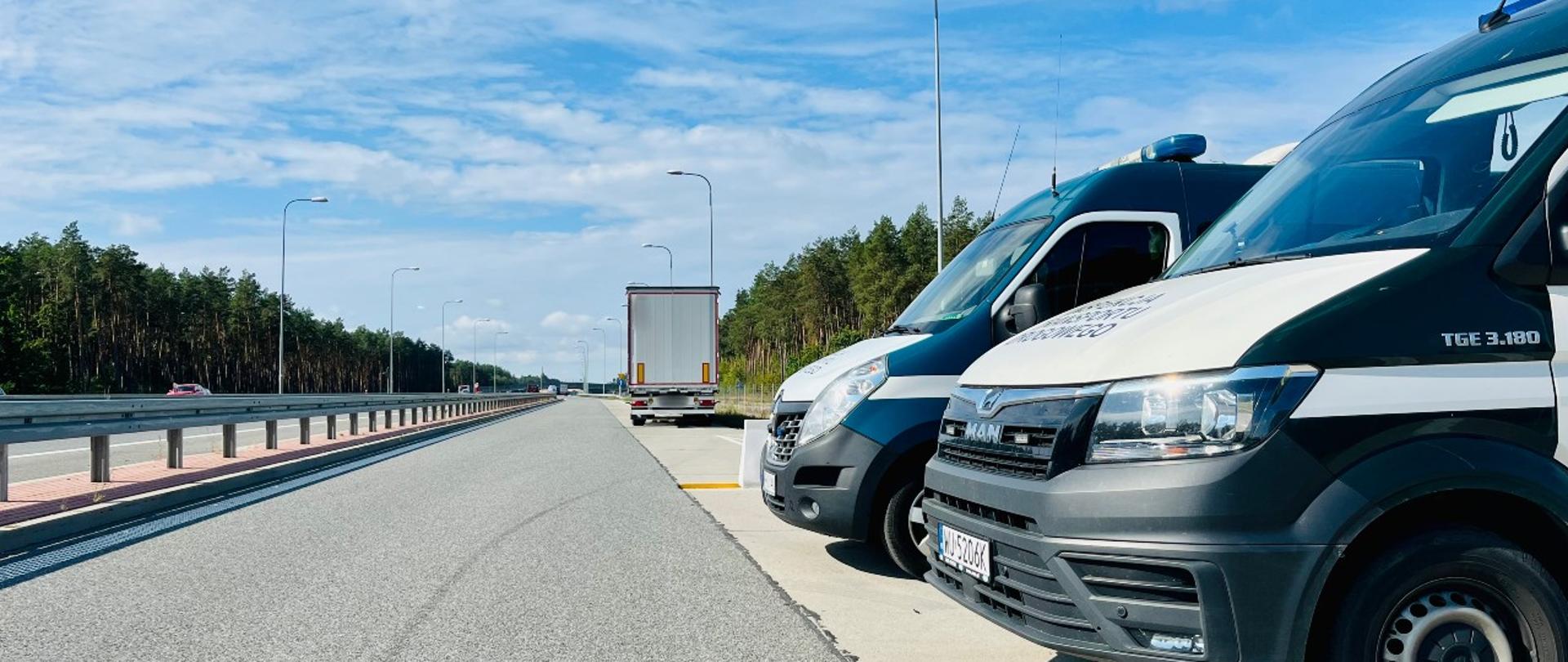Miejsce zatrzymania do kontroli kierowcy ciężarówki w stanie po spożyciu alkoholu na ekspresowej „ósemce” w pobliżu Ostrowi Mazowieckiej.