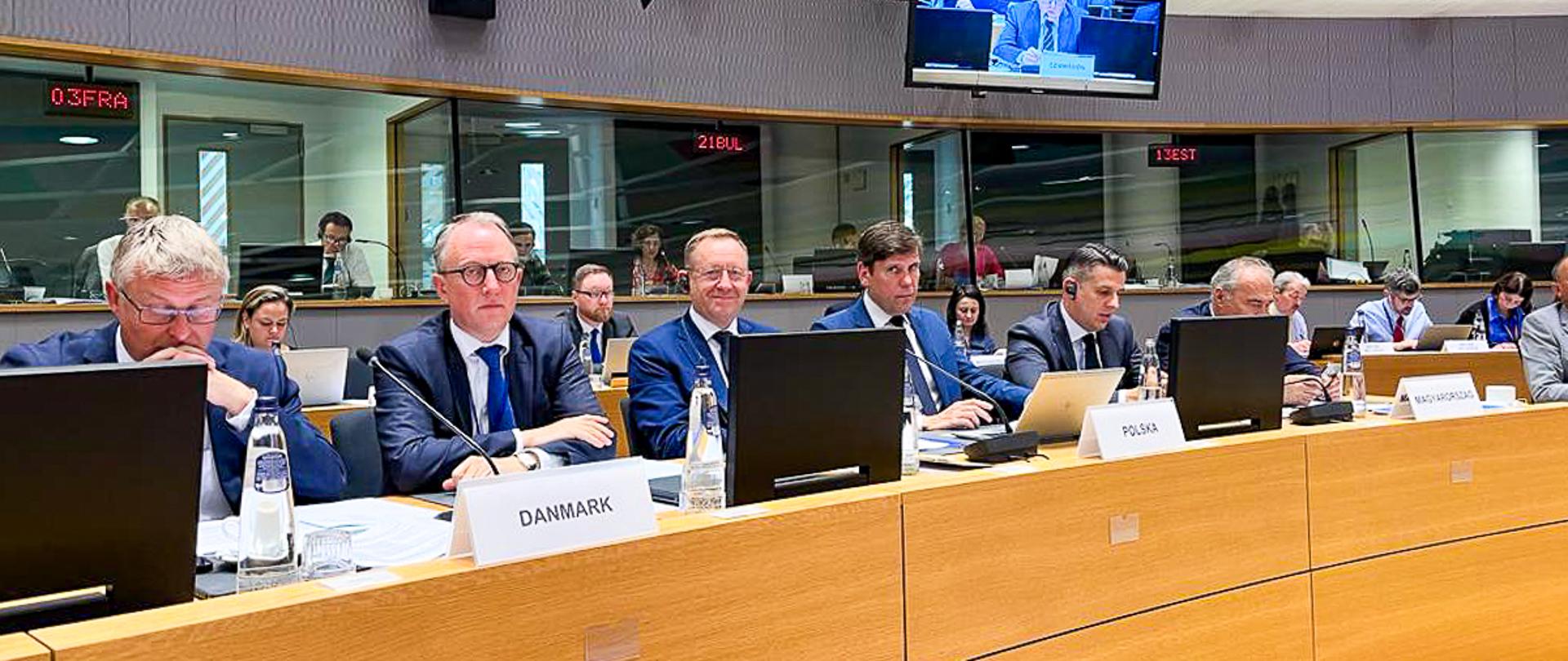 Minister Robert Telus podczas obrad AGRIFISH (fot. MRiRW)