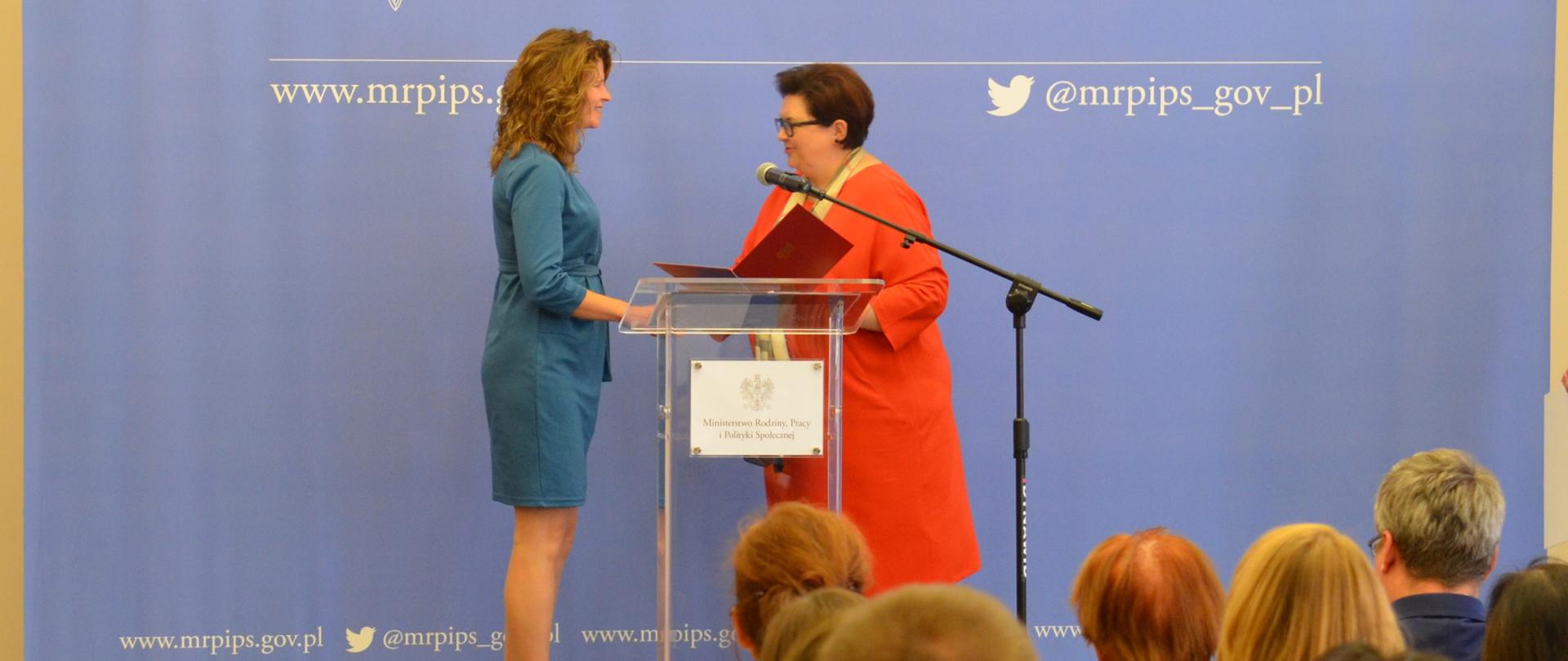 Konkurs dla naukowców i dziennikarzy o nagrodę prof. Tarkowskiej