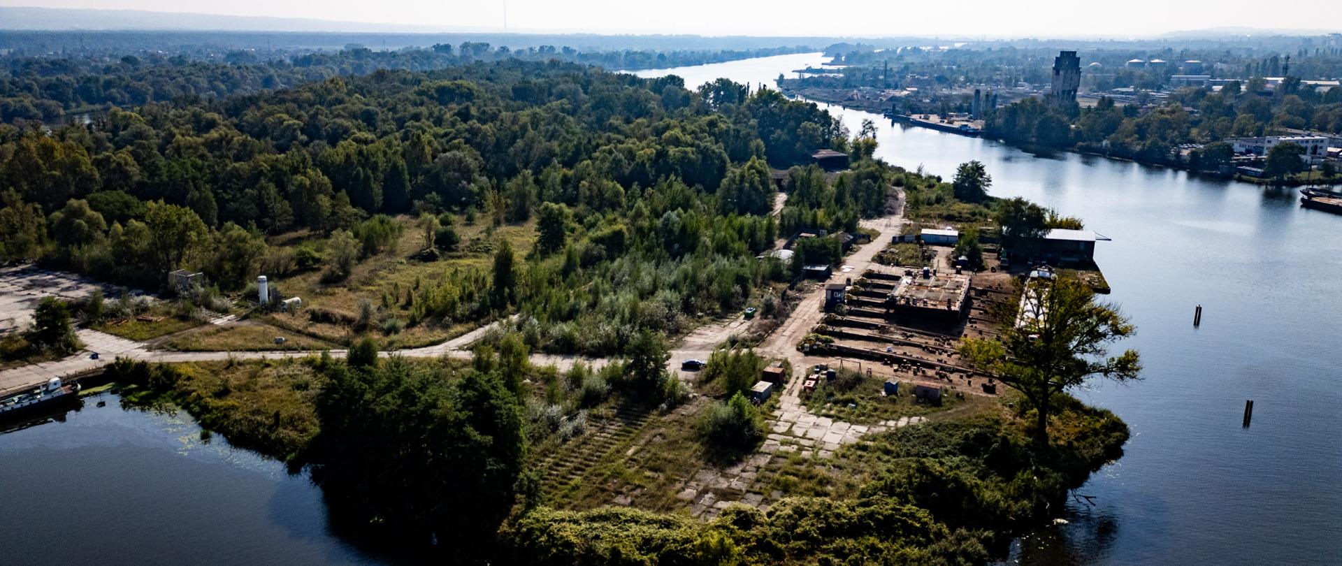 rzeka Odra na wysokości Szczecina 